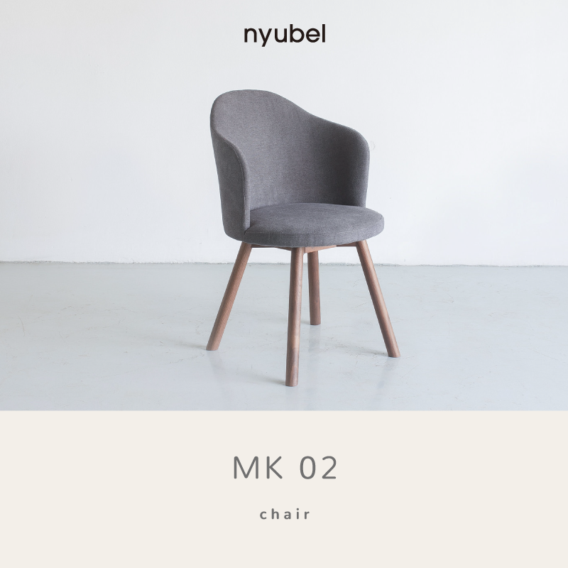 MK02 Chair With Arm