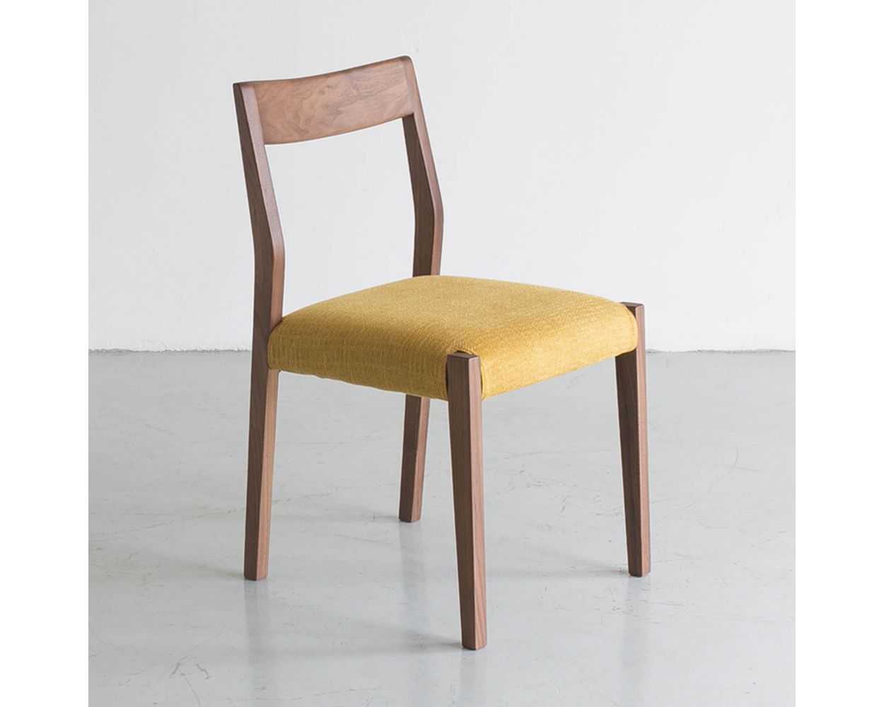 Kaju Chair